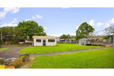 Photo of property in 351 Main Road, Huapai, Kumeu, 0810