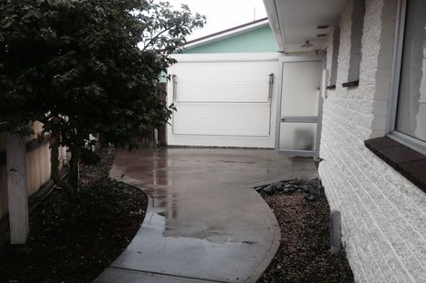 Photo of property in 2/18 Rutherford Street, Woolston, Christchurch, 8023