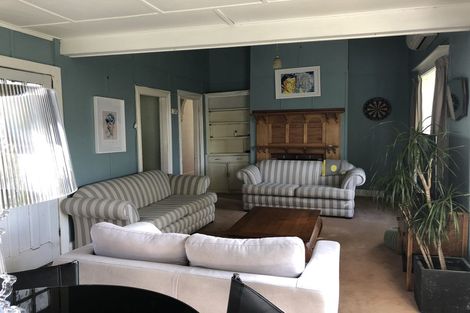 Photo of property in 18 Shoal Bay Road, Devonport, Auckland, 0624