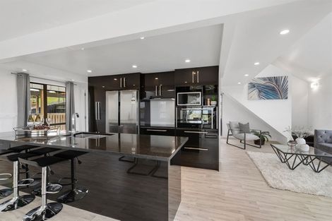 Photo of property in 158 Waimumu Road, Massey, Auckland, 0614