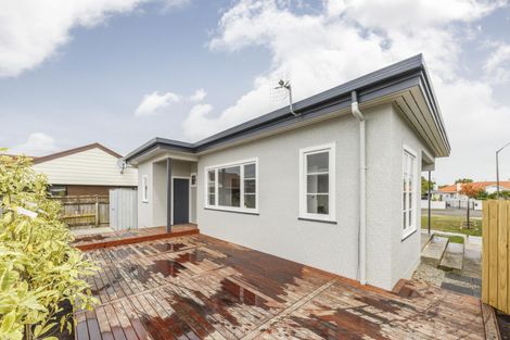 Photo of property in 99 Fitzroy Street, Terrace End, Palmerston North, 4410