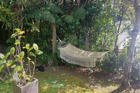 Photo of property in 28 Compton Street, Hillcrest, Auckland, 0627