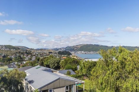Photo of property in 20 Eskdale Road, Papakowhai, Porirua, 5024