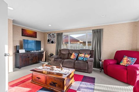 Photo of property in 5 Boston Parade, Kelvin Grove, Palmerston North, 4414