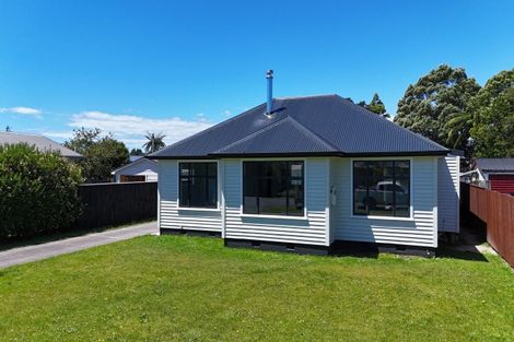 Photo of property in 3 Watson Street, Westport, 7825