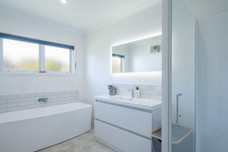 Photo of property in 1/54 Golf Road, Tahunanui, Nelson, 7011