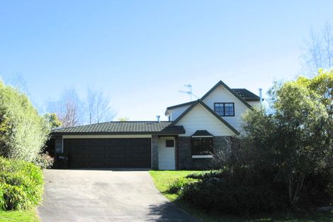 Photo of property in 8 Reeve Drive, Havelock North, 4130