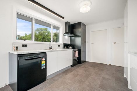 Photo of property in 31 Horton Place, Avondale, Christchurch, 8061