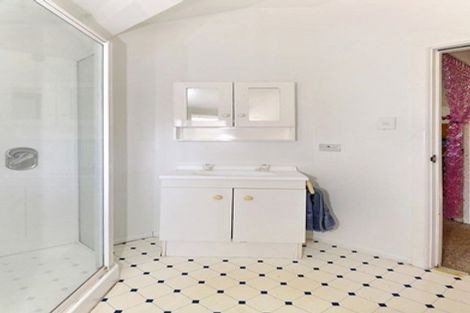 Photo of property in 6 Merton Place, Bryndwr, Christchurch, 8053