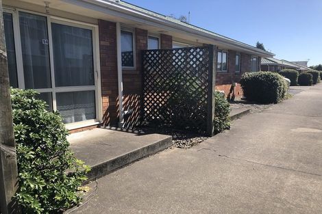 Photo of property in 287c Riccarton Road, Upper Riccarton, Christchurch, 8041
