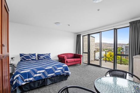 Photo of property in 16 Silverstone Drive, Cromwell, 9384