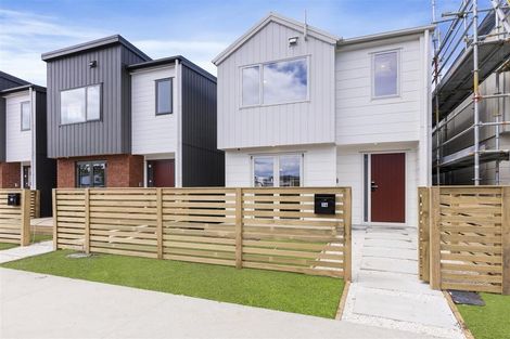 Photo of property in 14 Corporal Street, Papakura, 2110