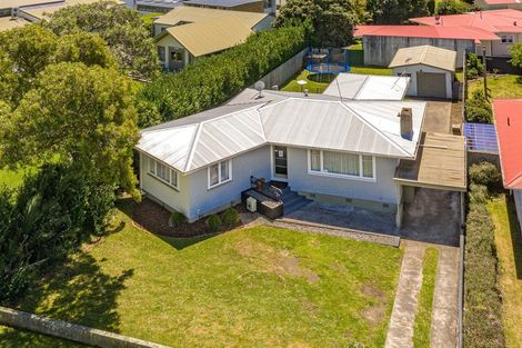 Photo of property in 70 Purnell Street, College Estate, Whanganui, 4500