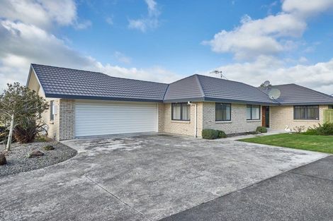 Photo of property in 47 Parnell Heights Drive, Kelvin Grove, Palmerston North, 4414