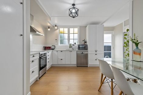 Photo of property in 10 Kitchener Street, Claudelands, Hamilton, 3214