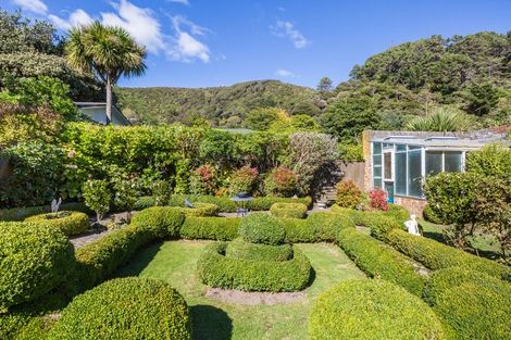 Photo of property in 425 Muritai Road, Eastbourne, Lower Hutt, 5013
