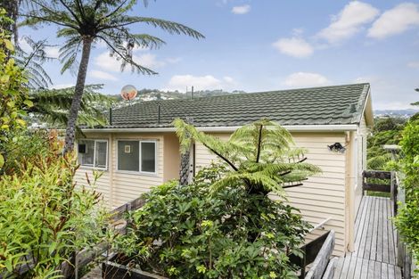 Photo of property in 4 Chancellor Way, Crofton Downs, Wellington, 6035