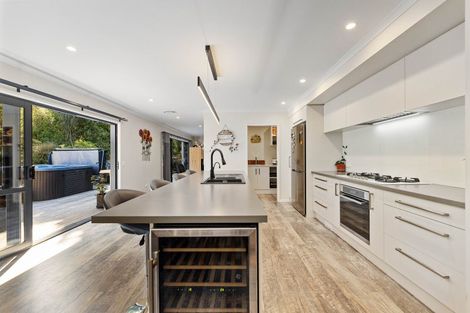 Photo of property in 68 Parawera Drive, Acacia Bay, Taupo, 3330