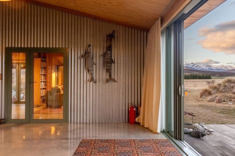 Photo of property in 320 Manuka Terrace, Ben Ohau, Twizel, 7999