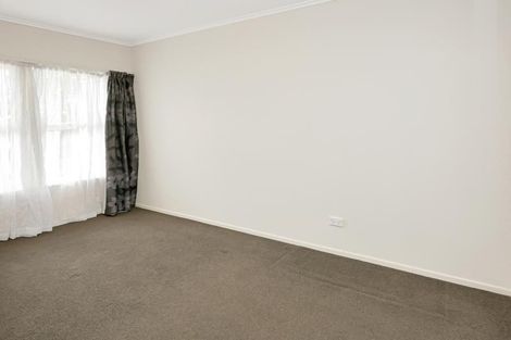 Photo of property in 3/9 Lenihan Street, Northcote, Auckland, 0627