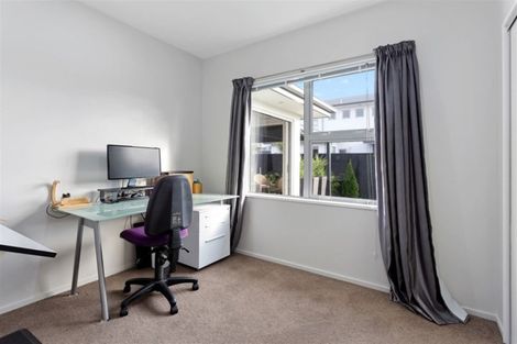 Photo of property in 94 Aston Drive, Waimairi Beach, Christchurch, 8083