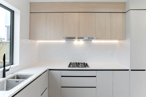 Photo of property in 9 Paretao Street, Massey, Auckland, 0614