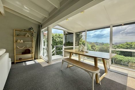 Photo of property in 26a Tower Hill, Stanmore Bay, Whangaparaoa, 0930
