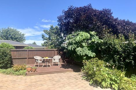 Photo of property in 1/16a Sayers Crescent, Ilam, Christchurch, 8041