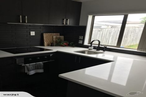 Photo of property in 4b Fernleigh Avenue, Waiuku, 2123