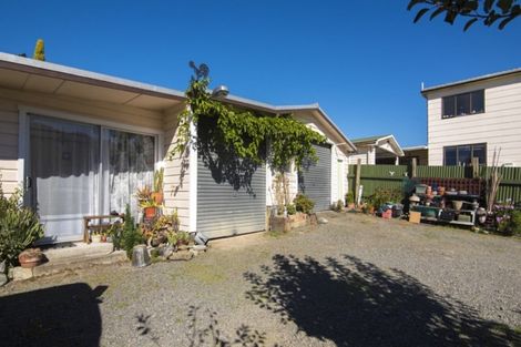 Photo of property in 53 Hampden Street, Picton, 7220