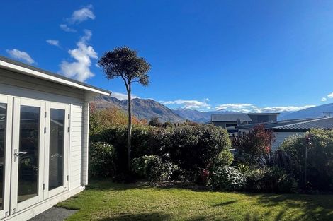 Photo of property in 191 Aubrey Road, Wanaka, 9305
