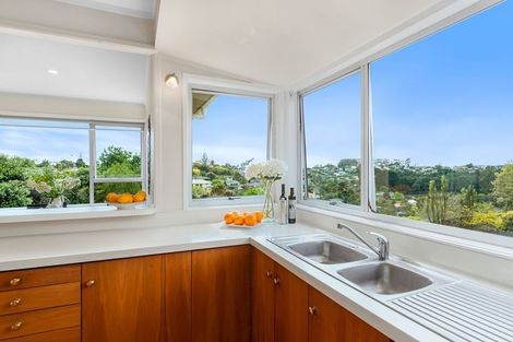 Photo of property in 81 Juniper Road, Sunnynook, Auckland, 0620