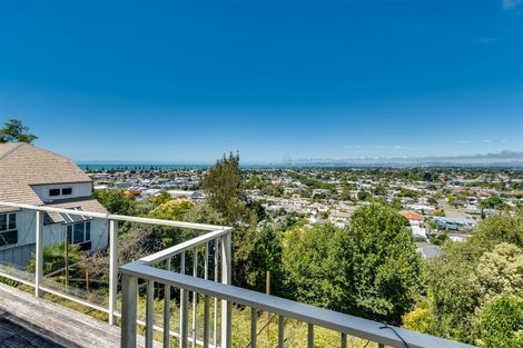 Photo of property in 27a Enfield Road, Hospital Hill, Napier, 4110