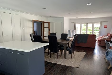 Photo of property in 3 Moffat Road, Red Beach, 0932