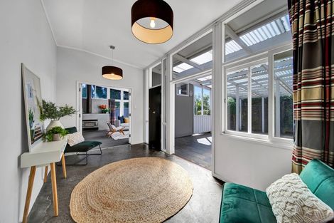 Photo of property in 59 Doralto Road, Frankleigh Park, New Plymouth, 4310