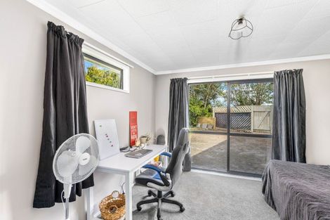 Photo of property in 68 Brois Street, Frankleigh Park, New Plymouth, 4310