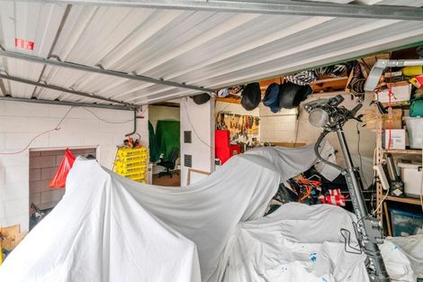 Photo of property in 1/11 Eugenia Rise, Totara Heights, Auckland, 2105