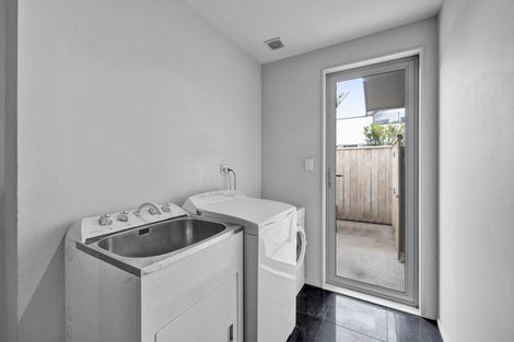 Photo of property in 188 Heta Road, Highlands Park, New Plymouth, 4312