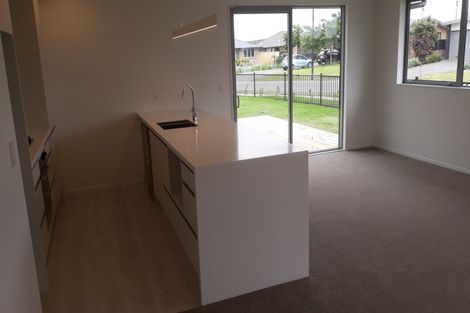 Photo of property in 22 Chandler Way, Rolleston, 7615