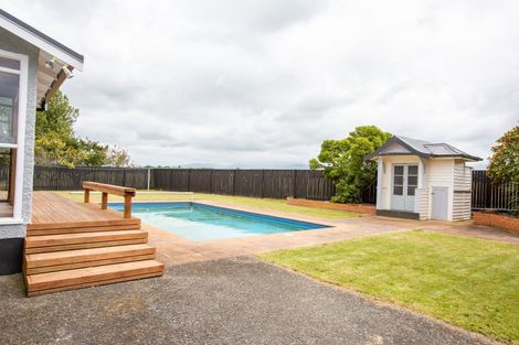 Photo of property in 82 Aerodrome Road, Dannevirke, 4972