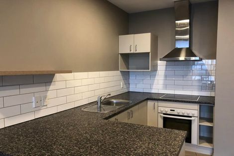 Photo of property in 3/4a Malvern Road, Ngauranga, Wellington, 6035