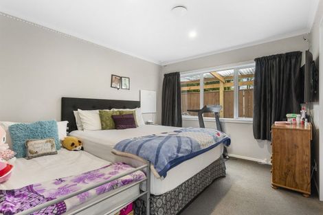 Photo of property in 209a Waddington Drive, Naenae, Lower Hutt, 5011
