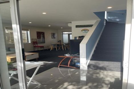 Photo of property in 8/59 The Parade, Island Bay, Wellington, 6023