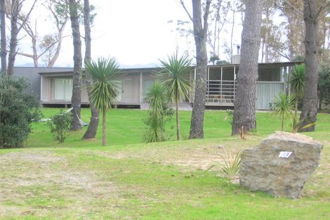 Photo of property in 107 Pine Close, Matarangi, Whitianga, 3592
