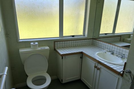 Photo of property in 38 Buller Street, Picton, 7220