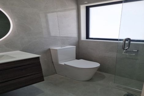 Photo of property in 5/2 Smiths Avenue, Papakura, 2110