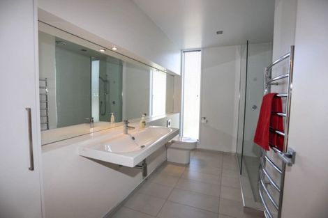 Photo of property in 10 Holly Road, St Albans, Christchurch, 8014