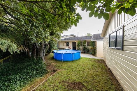 Photo of property in 235 Heta Road, Merrilands, New Plymouth, 4312