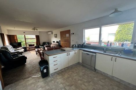 Photo of property in 27 Maidstone Road, Ilam, Christchurch, 8041