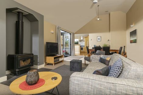 Photo of property in 121 Meadowstone Drive, Wanaka, 9305